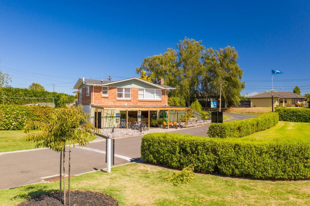 Cambridge Top 10 Holiday Park Екстер'єр фото