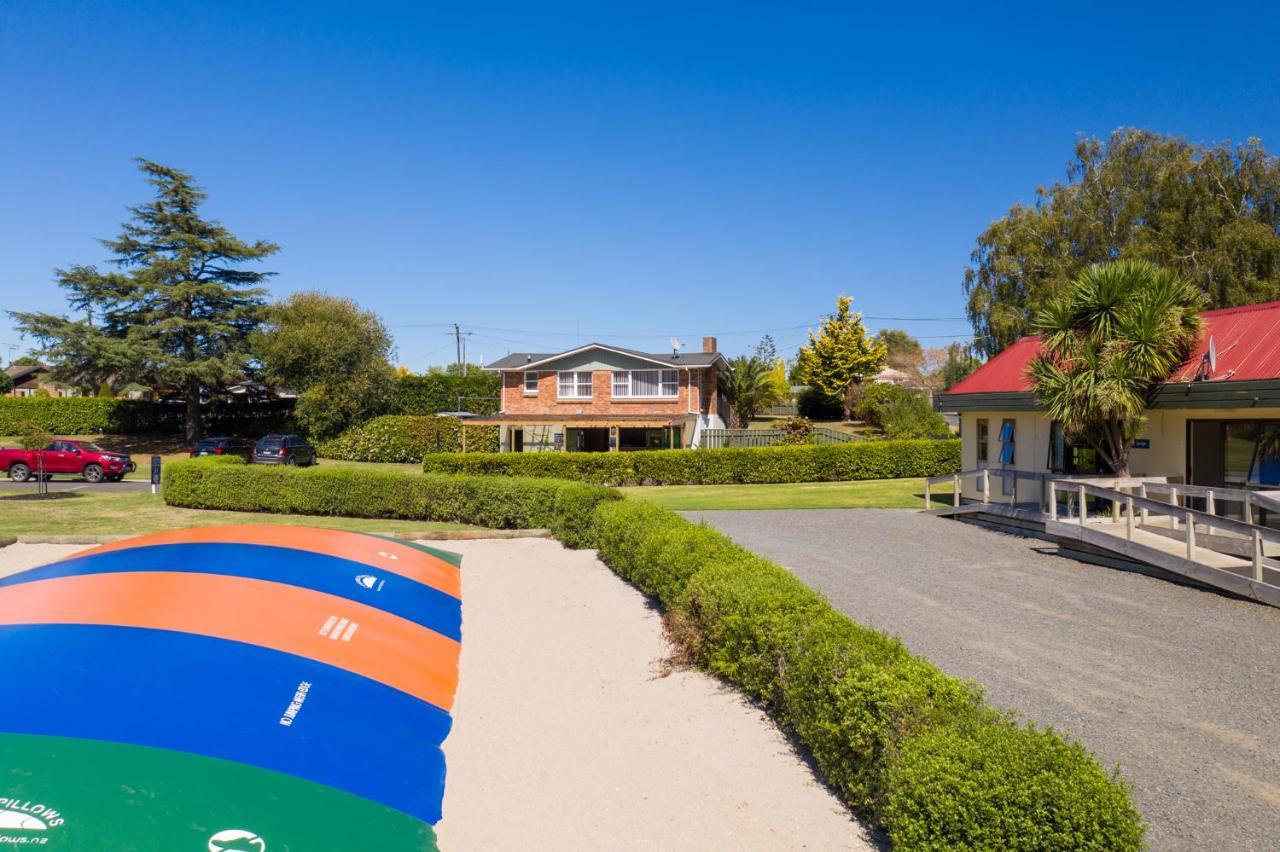 Cambridge Top 10 Holiday Park Екстер'єр фото