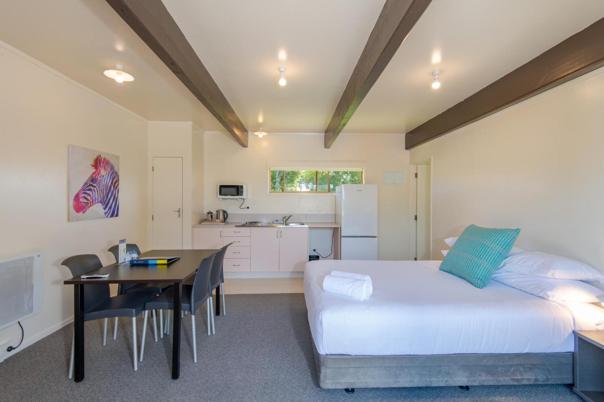 Cambridge Top 10 Holiday Park Екстер'єр фото