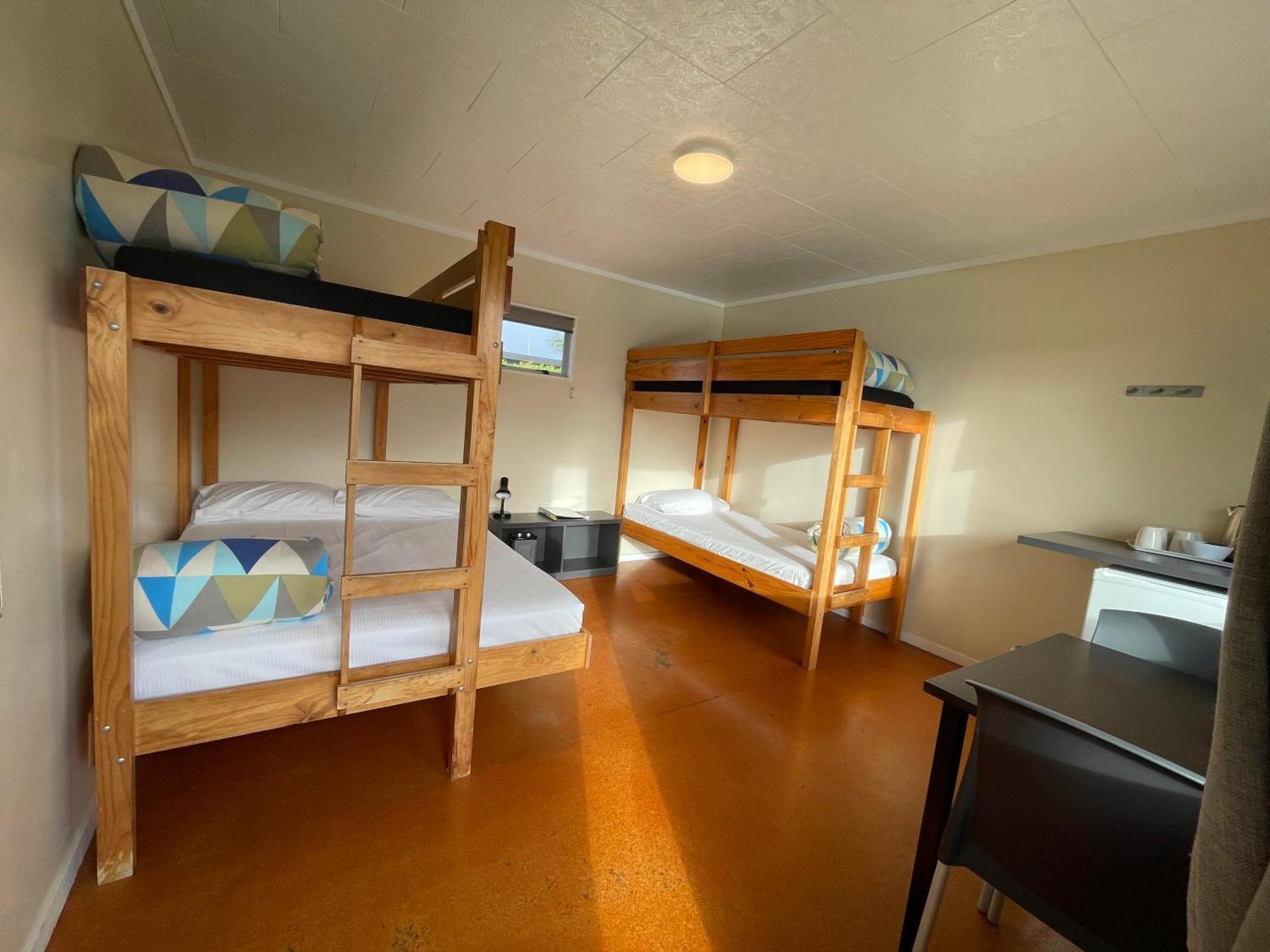 Cambridge Top 10 Holiday Park Екстер'єр фото