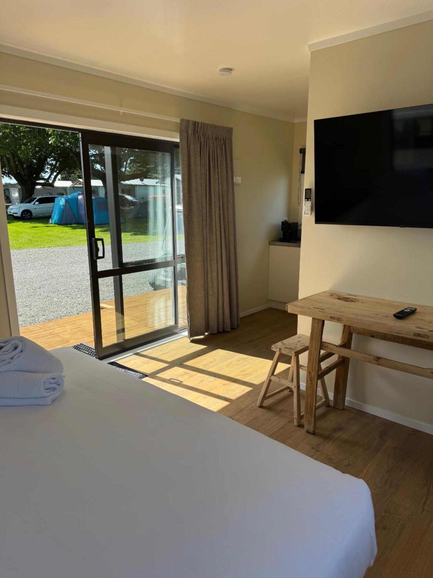 Cambridge Top 10 Holiday Park Екстер'єр фото